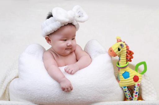 灌云宝宝几个月翻身 灌云宝宝几个月翻身